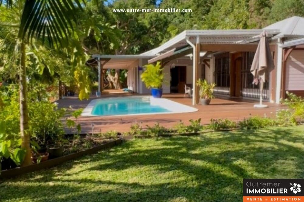 Vente Maison Villa de plain-pied avec piscine et vue mer dans un magnifique domaine de 12 000 m² Sainte-marie