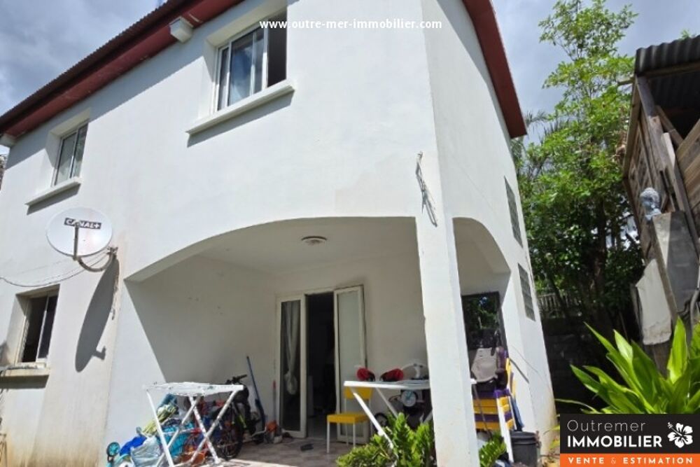 Vente Maison Maison a étage de type T4/5 d'environ de 90m² Sainte-marie