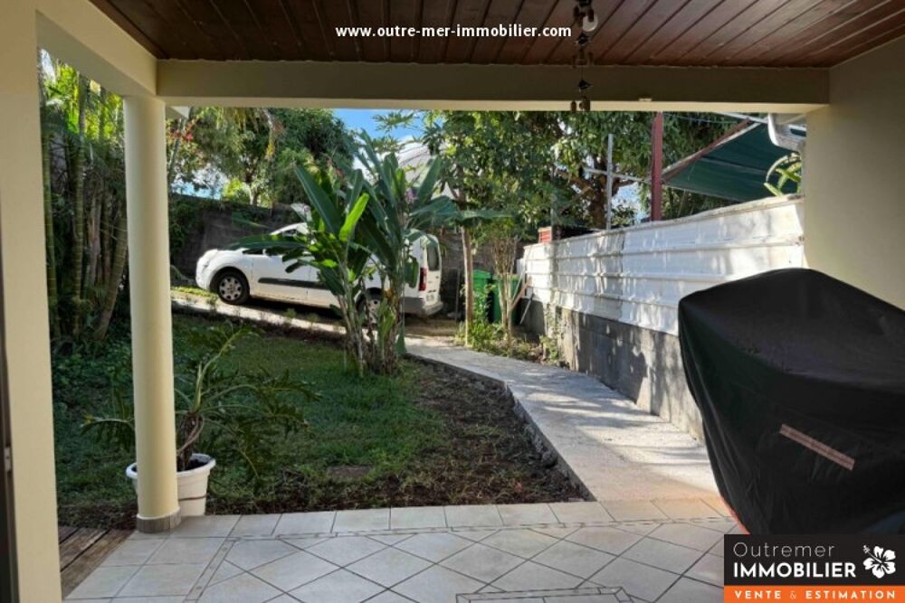 Vente Maison Charmante Villa F4/5 sur Petite île Petite-Île