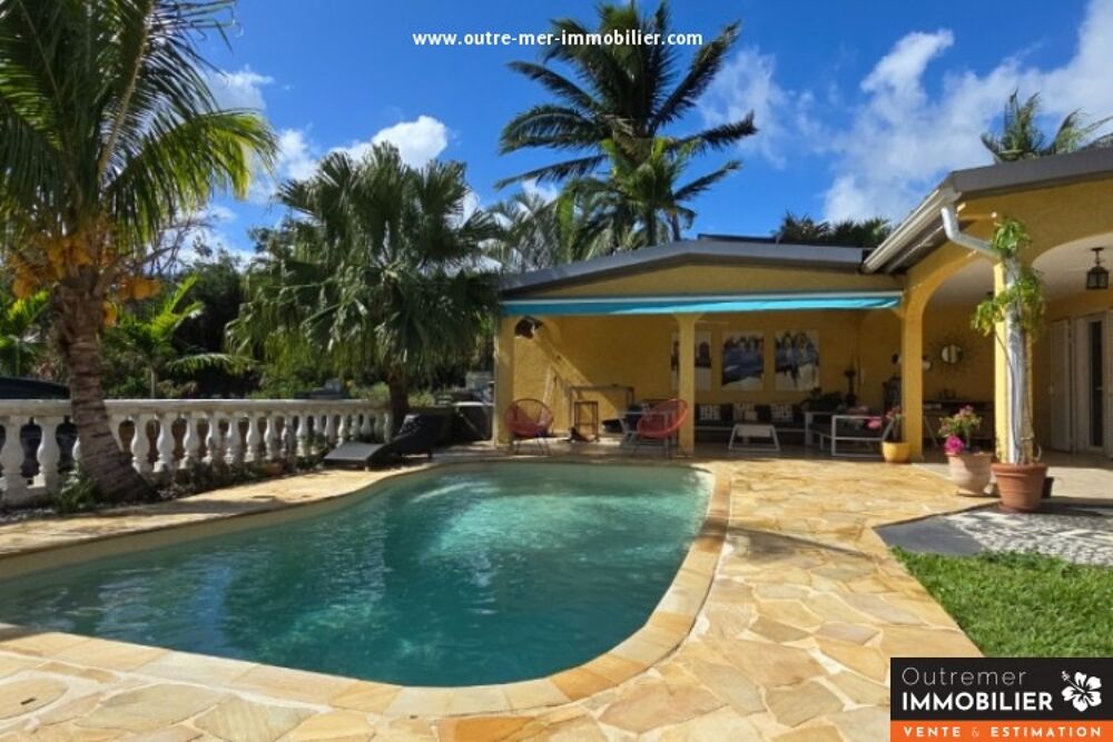 Maison contemporaine avec studio, piscine et jacuzzi ? Sainte-Marie Duparc
