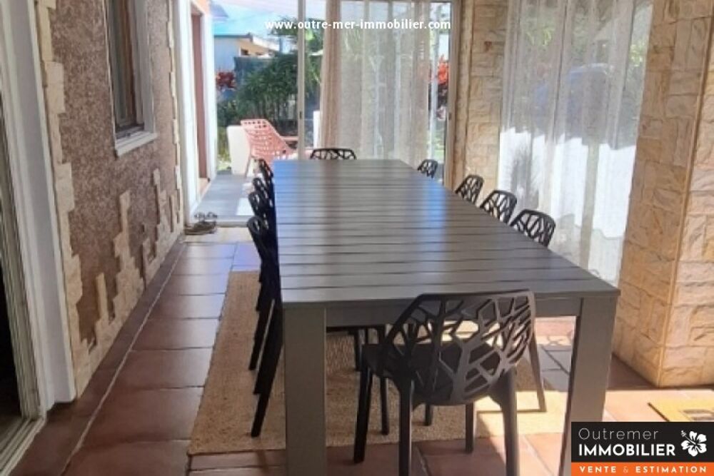 Location Maison Superbe Villa meublée haut de gamme avec piscine et jacuzzi. Les avirons