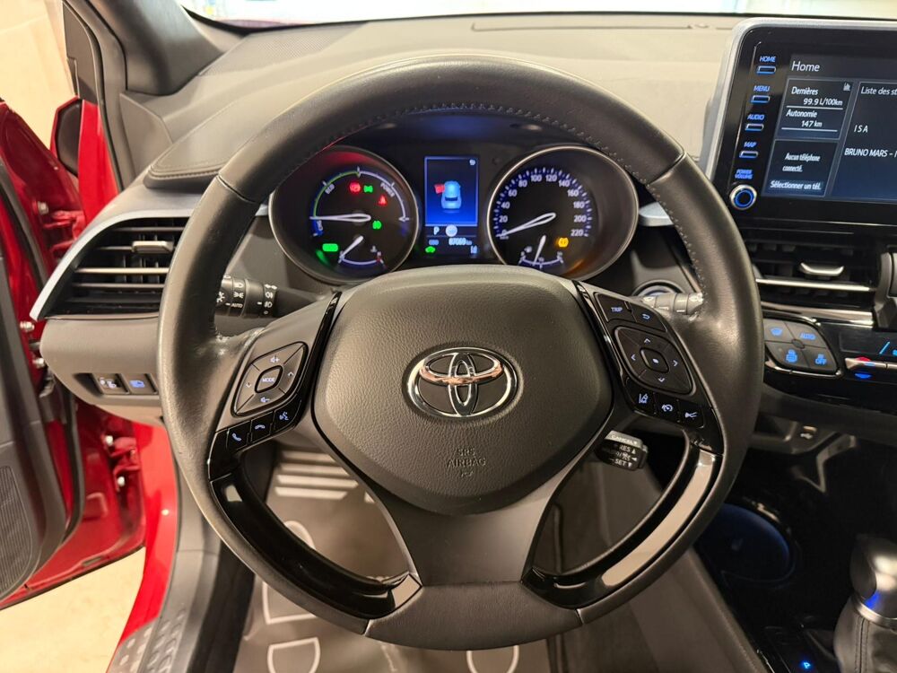 C-HR Toyota c-hr 1.8 hybride dynamic business 2021 occasion 38500 La Buisse