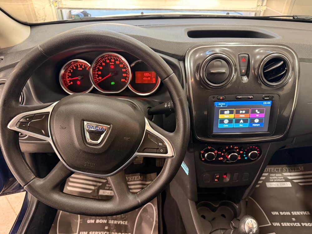 Sandero Dacia sandero sce 75cv laureate 1ere main 40000kms 2019 occasion 38500 La Buisse