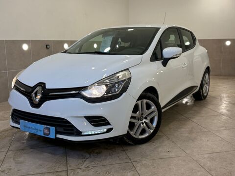 Renault Clio RENAULT CLIO IV 90000KMS 1ere MAIN CREDIT POSSIBLE 2017 occasion La Buisse 38500