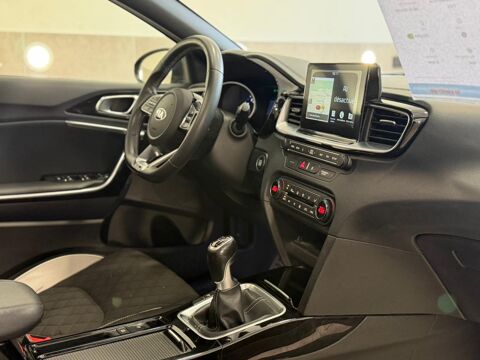 Ceed Kia 1.4 t-gdi 140cv gt line 2019 occasion 38500 La Buisse