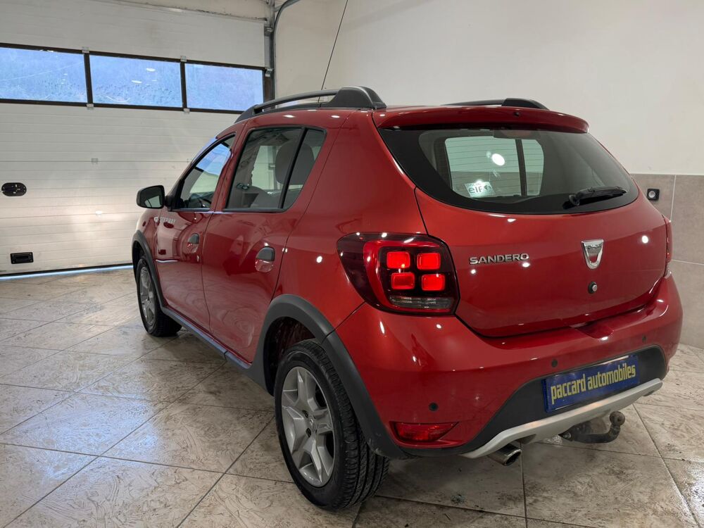 Sandero Dacia Stepway TCE 90cv 2017 occasion 38500 La Buisse