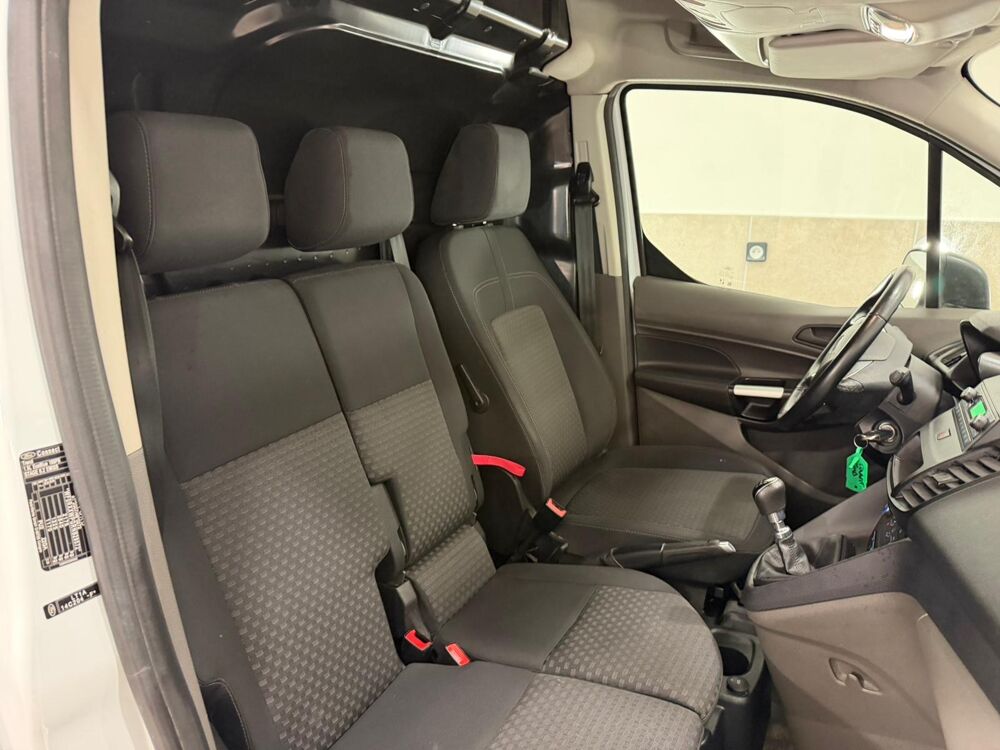 Tourneo VP Ford transit connect 1.5 ecoblue 100cv trend business tva re 2022 occasion 38500 La Buisse