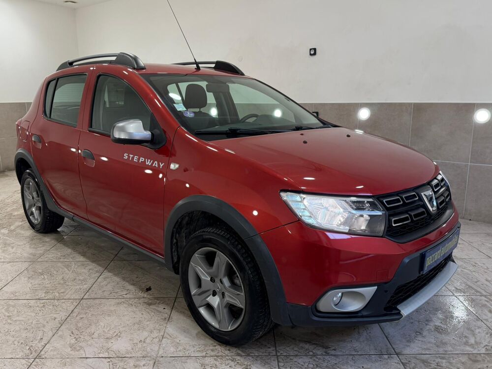 Sandero Dacia Stepway TCE 90cv 2017 occasion 38500 La Buisse