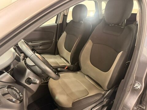 Captur RENAULT CAPTUR DCI 90cv ENERGY BUSINESS E6 ECO2 2016 occasion 38500 La Buisse
