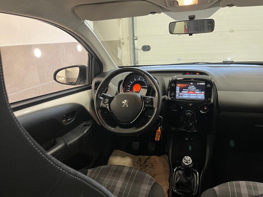 108 PEUGEOT 1.0 VTI 72cv ALLURE 5 Portes 22500kms moteur TOY 2020 occasion 38500 La Buisse