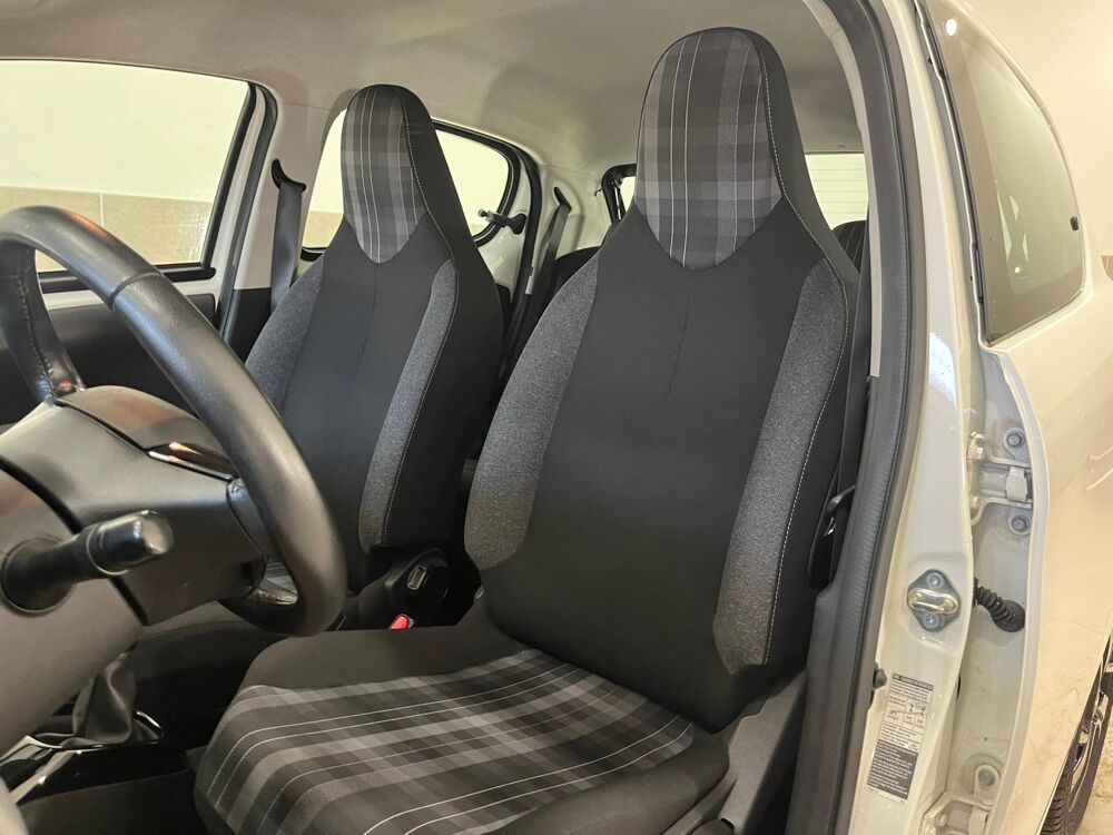 108 PEUGEOT 1.0 VTI 72cv ALLURE 5 Portes 22500kms moteur TOY 2020 occasion 38500 La Buisse
