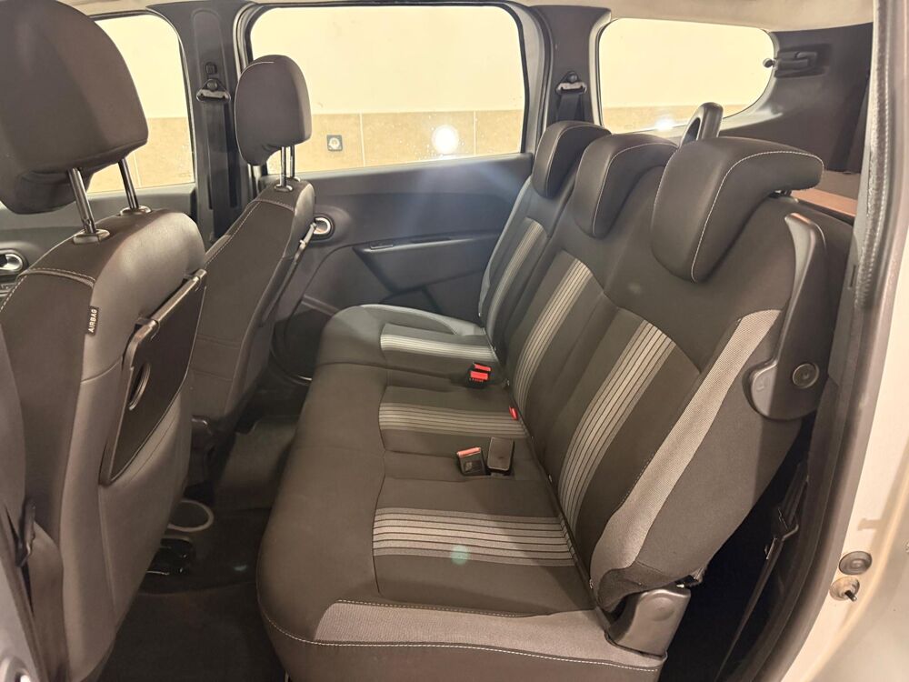 Lodgy Dacia lodgy 1.5 dci 110 advance 7places garanrtie 1 an credi 2018 occasion 38500 La Buisse