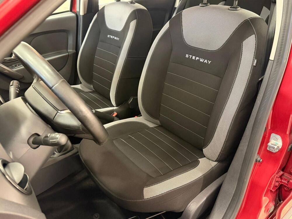Sandero Dacia Stepway TCE 90cv 2017 occasion 38500 La Buisse