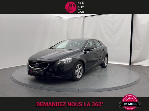 Volvo v40 D2 115CH Momentum BUSINESS GARANTIE 12 M