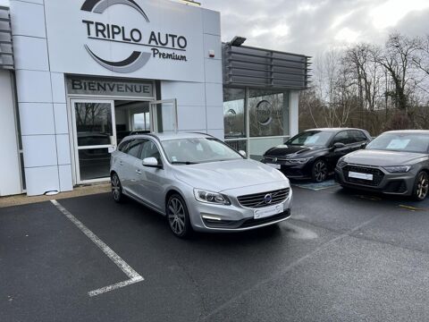 Volvo V60 D3 S&S - 150 Bva Översta Edition Gps + Camera AR 2017 occasion Brive-la-Gaillarde 19100