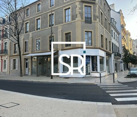   LOCAL COMMERCIAL à LOUER 