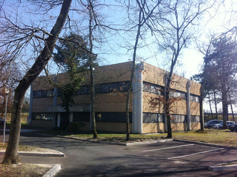   Bureaux à LOUER 