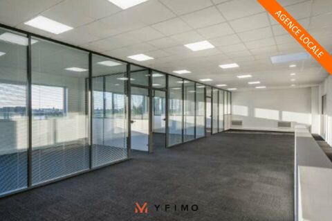   7943m2 diivisibles à partir de à VENDRE 