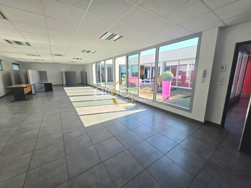   BUREAUX à LOUER 