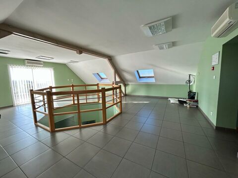 BUREAUX &agrave; LOUER 2500 71300 Montceau les mines