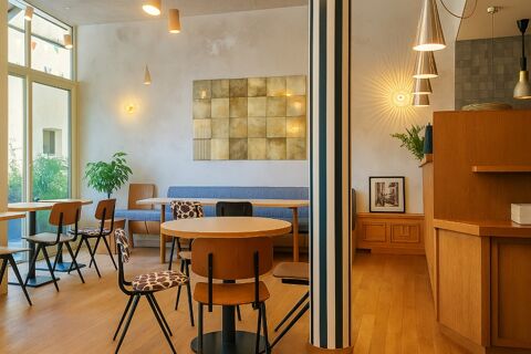 Fonds de commerce &agrave; CEDER 270000 33000 Bordeaux