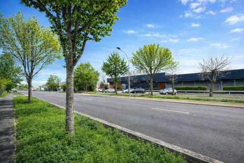 Investissement locatif BORDEAU &agrave; VENDRE 3536000 33300 Bordeaux