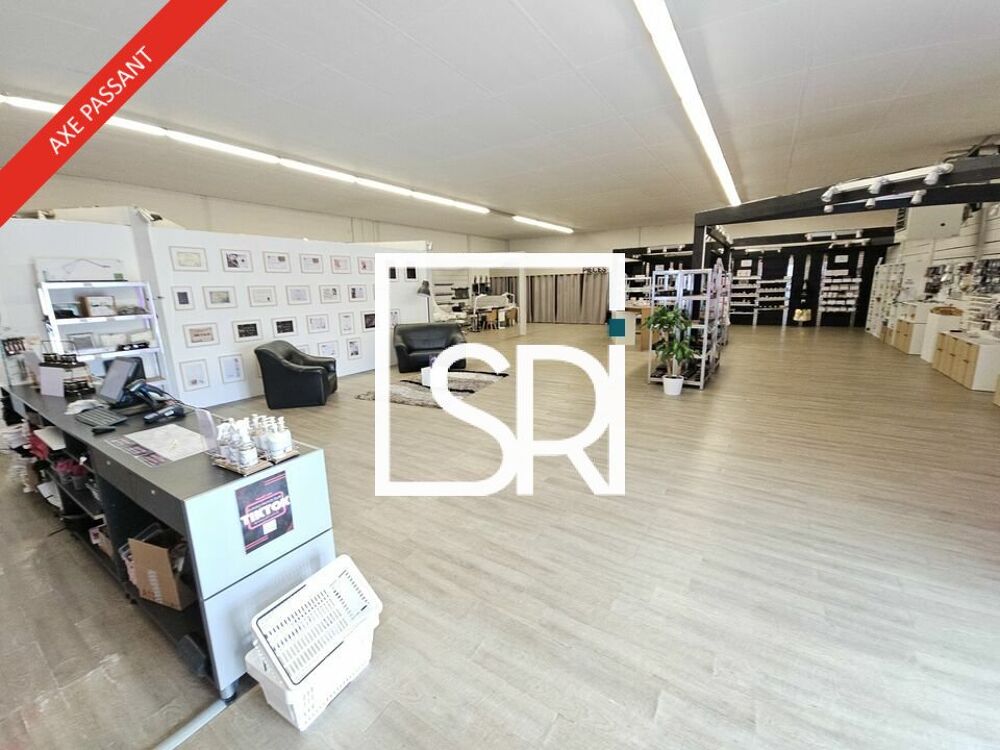   LOCAL COMMERCIAL à LOUER 