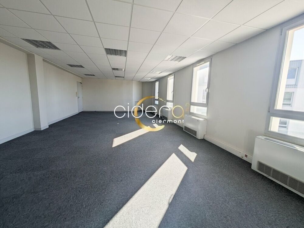  BUREAUX à LOUER 