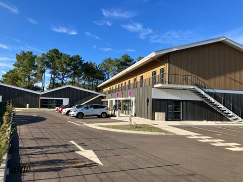 Local commercial &agrave; LOUER 2375 33980 Audenge