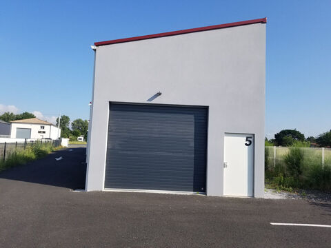 Entrep&ocirc;t / Local industriel &agrave; LOUER 950 33450 Izon