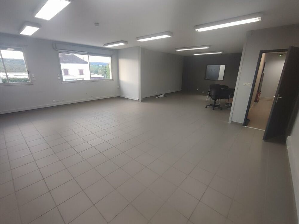   BUREAUX à LOUER Rochetoirin