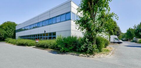 394m2 - Bureaux &agrave; LOUER 4104 95700 Roissy en france