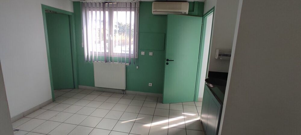   APPARTEMENT A AMENAGER à VENDRE Bourgoin jallieu