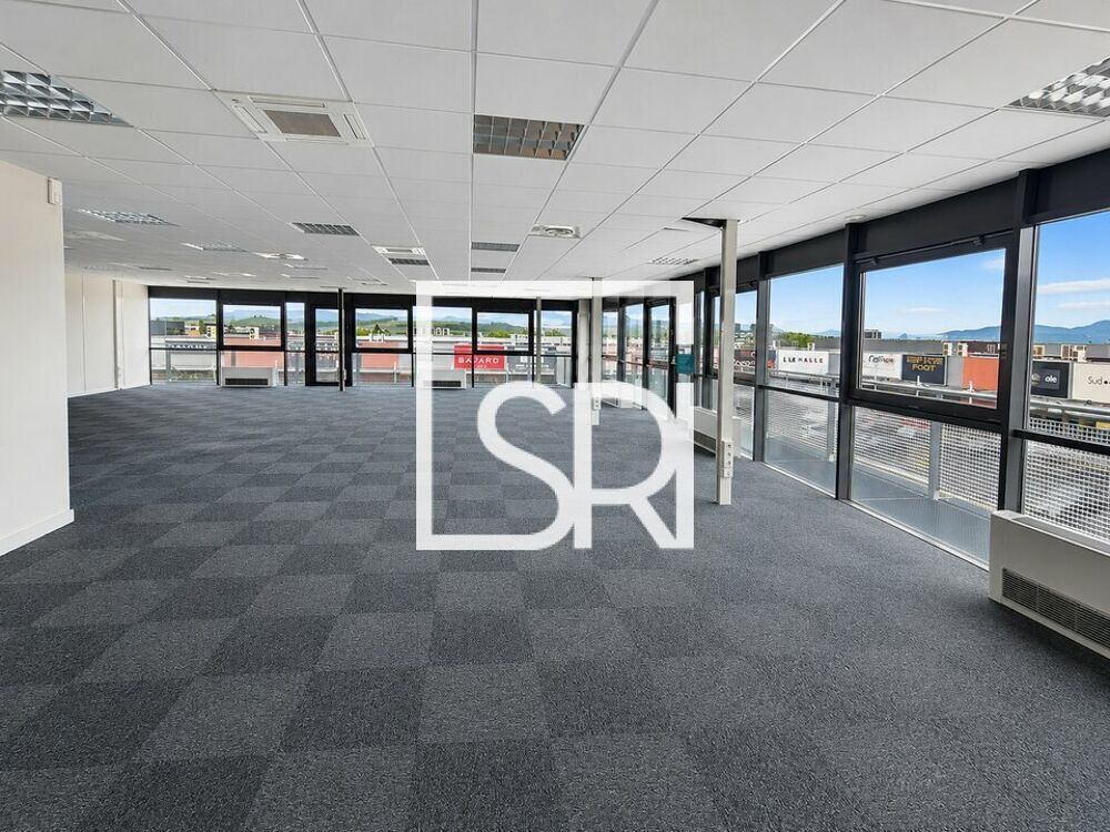   BUREAUX à LOUER 