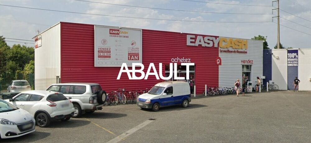   LOCAL COMMERCIAL à VENDRE 