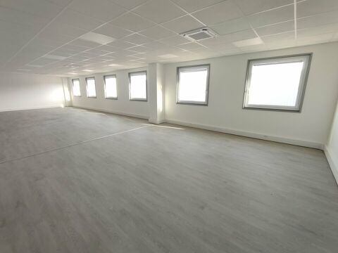   BUREAUX RENOVES  à VENDRE 