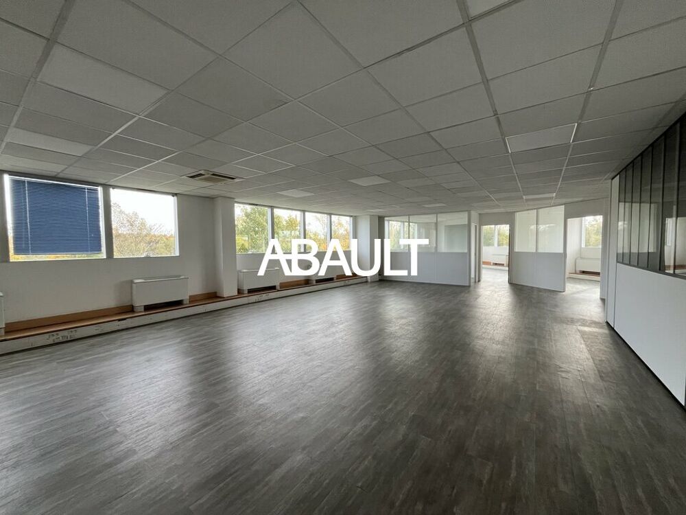   BUREAUX à LOUER 