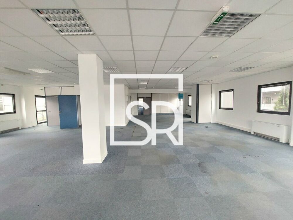   BUREAUX à LOUER 
