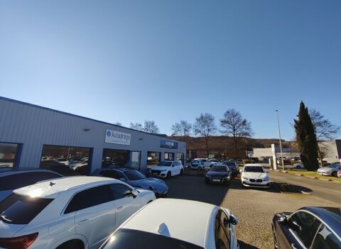   LOCAL COMMERCIAL à LOUER 