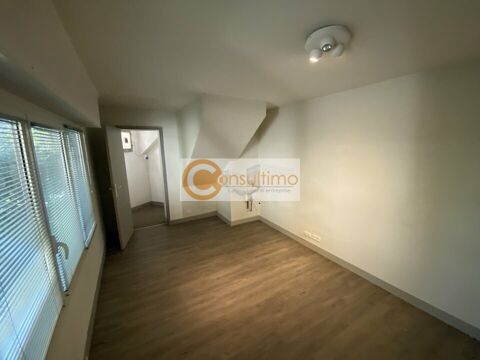 LOCAL PROFESSIONNEL à LOUER 699 33300 Bordeaux
