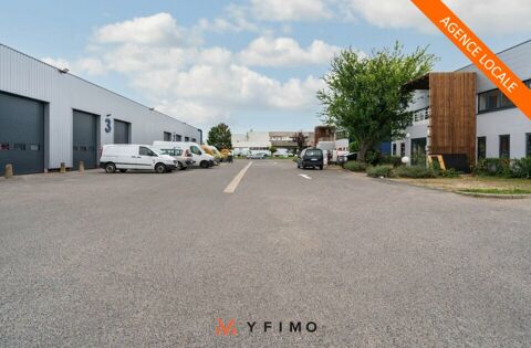   400m2 - local d'activité/stock à LOUER 
