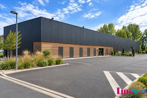 LOCAL COMMERCIAL &agrave; LOUER 7275 33700 Merignac