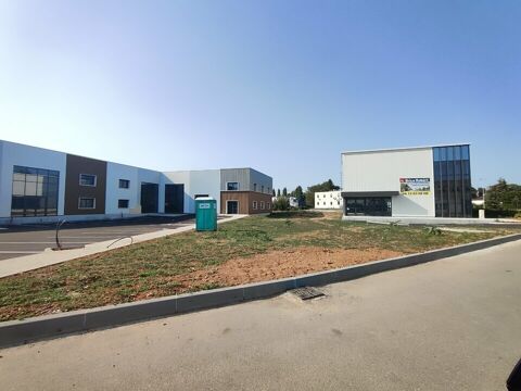 LOCAL COMMERCIAL  &agrave; LOUER 4610 38300 Bourgoin jallieu