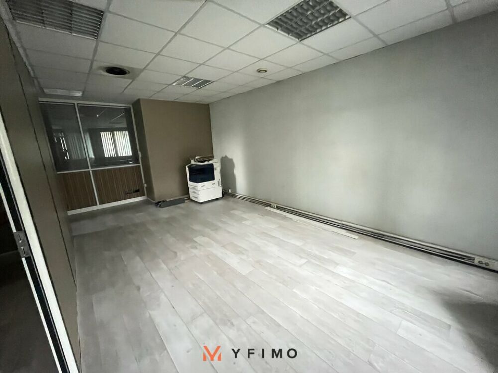   BUREAUX à LOUER Aubergenville