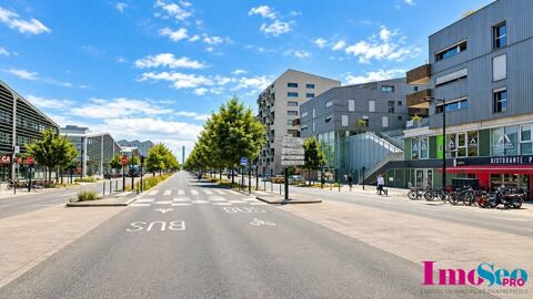 Local commercial &agrave; LOUER 1550 33300 Bordeaux