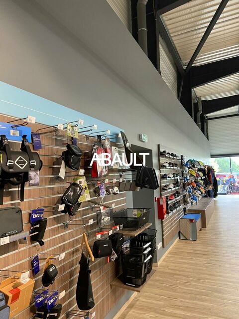 LOCAL COMMERCIAL &agrave; LOUER 5833 31770 Colomiers