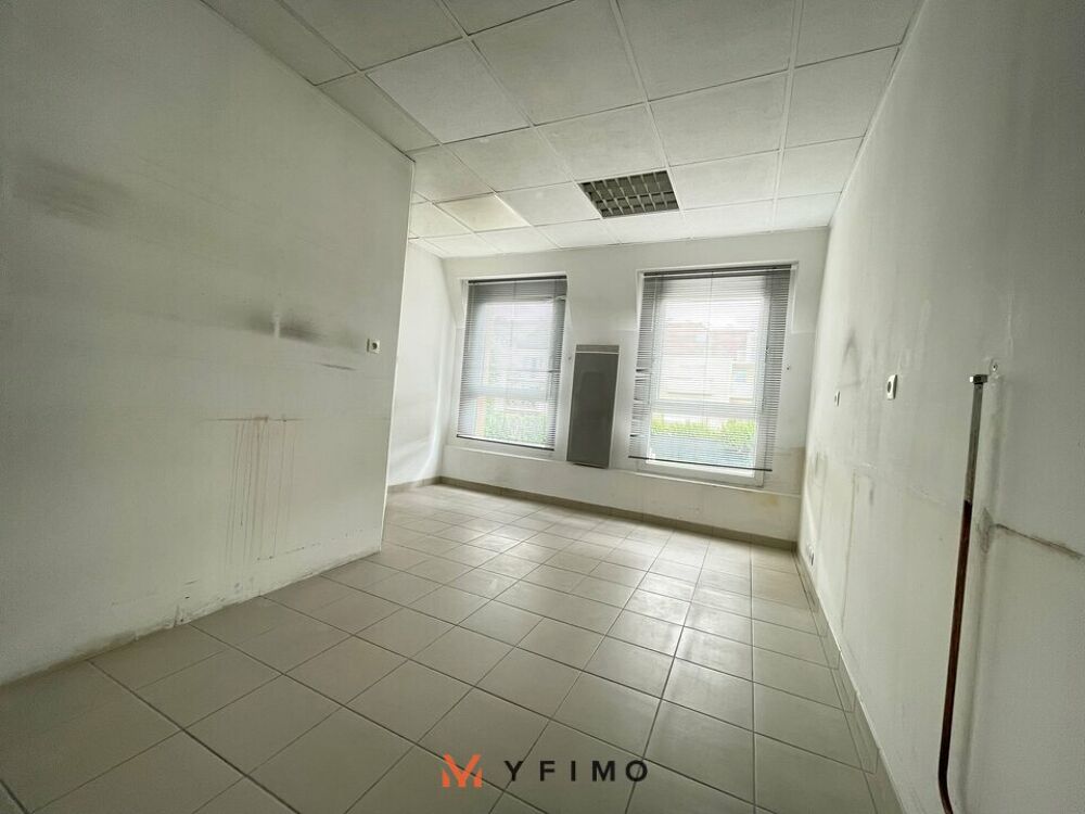   BUREAUX à LOUER Flins sur seine