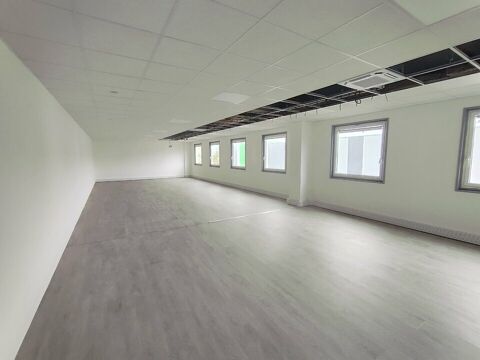   LOCAL D'ACTIVITE � VENDRE 