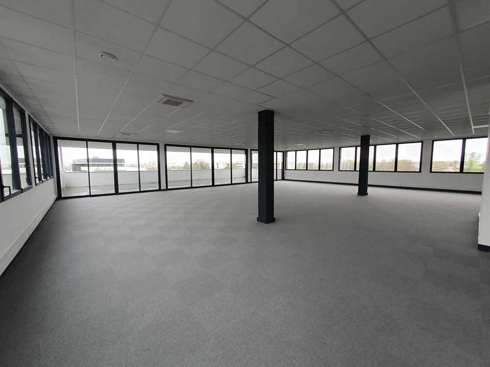   Bureaux à LOUER Merignac
