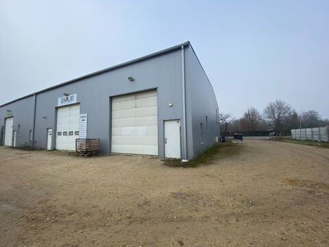 Entrep&ocirc;t / Local industriel &agrave; LOUER 950 33380 Biganos
